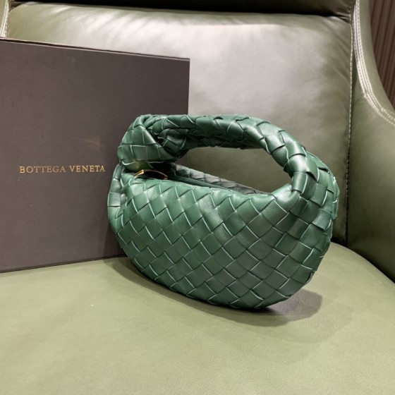 Bottega Veneta  🆕NEW🆕 JODIE #651876