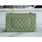 𝐂𝐇𝐀𝐍𝐄𝐋 Classic Flap France 🇫🇷 𝐇𝐇 𝐚𝐚𝐬 Original Caviar 🐂 Washed Tire Ox Medium 🐘Grass green