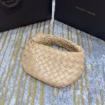 Bottega Veneta  🆕NEW🆕 JODIE #651876