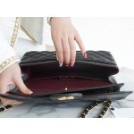 𝐂𝐇𝐀𝐍𝐄𝐋 Classic Flap France 🇫🇷 𝐇𝐚𝐚𝐬 Original Caviar🐂 Genuine Leather Caviar Large Black Gold🖤