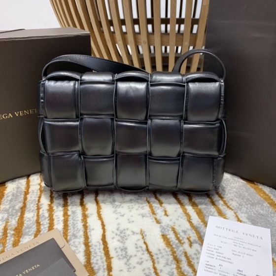 Bottega Veneta  PADDED  CASSETTE #591970