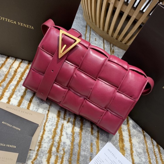 Bottega Veneta  PADDED  CASSETTE #591970