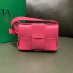 Bottega Veneta  MINI CASSETTE #666688