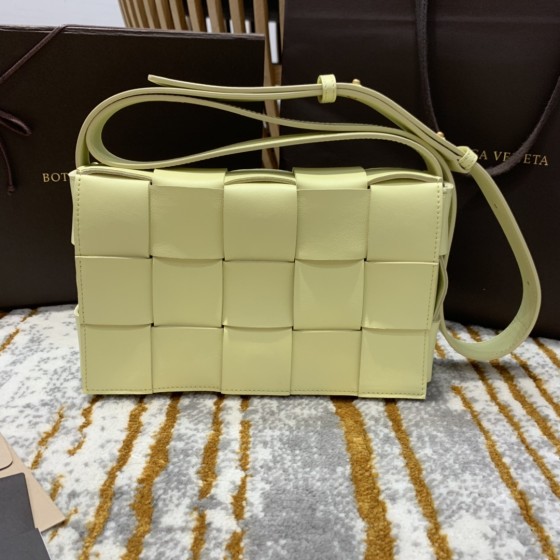 Bottega Veneta  𝘾𝘼𝙎𝙎𝙀𝙏𝙏𝙀 #578004