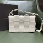 Bottega Veneta  𝘾𝘼𝙎𝙎𝙀𝙏𝙏𝙀 #578004