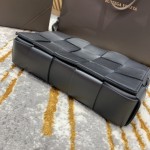 Bottega Veneta  𝘾𝘼𝙎𝙎𝙀𝙏𝙏𝙀 #578004