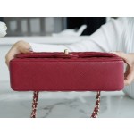 𝐂𝐇𝐀𝐍𝐄𝐋 Classic Flap washed cowhide is made from the most delicate newborn calves Washed fetal cow Medium Bordeaux burgundy