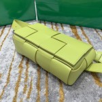 Bottega Veneta  𝗧𝗛𝗘 𝗕𝗘𝗟𝗧 𝗖𝗔𝗦𝗦𝗘𝗧𝗧𝗘 # 639367