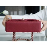 𝐂𝐇𝐀𝐍𝐄𝐋 Classic Flap washed cowhide is made from the most delicate newborn calves washed fetal cow small Bordeaux wine red