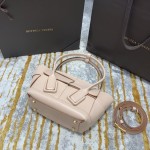 Bottega Veneta  ARCO  #600606