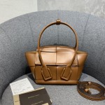 Bottega Veneta  ARCO  #600606