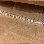 Bottega Veneta  𝙏𝙝𝙚 𝘼𝙧𝙘𝙤 𝟯𝟯 #575943