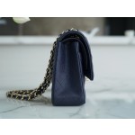 𝐂𝐇𝐀𝐍𝐄𝐋 Classic Flap washed cowhide is made from the most delicate newborn calves Washed fetal cow Medium Dark Blue🪁