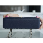 𝐂𝐇𝐀𝐍𝐄𝐋 Classic Flap washed cowhide is made from the most delicate newborn calves Washed fetal cow Medium Dark Blue🪁