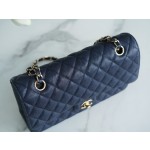 𝐂𝐇𝐀𝐍𝐄𝐋 Classic Flap washed cowhide is made from the most delicate newborn calves Washed fetal cow Medium Dark Blue🪁