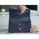 𝐂𝐇𝐀𝐍𝐄𝐋 Classic Flap washed cowhide is made from the most delicate newborn calves Washed fetal cow Medium Dark Blue🪁