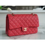 𝐂𝐇𝐀𝐍𝐄𝐋 Classic Flap washed cowhide is made from the most delicate calves just born Washed fetal cow Medium Large red ❤