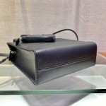 𝐏𝐑𝐀𝐃𝐀 New Women's Bag 1BG418