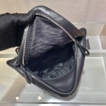 𝐏𝐑𝐀𝐃𝐀 New Women's Bag  1BA315