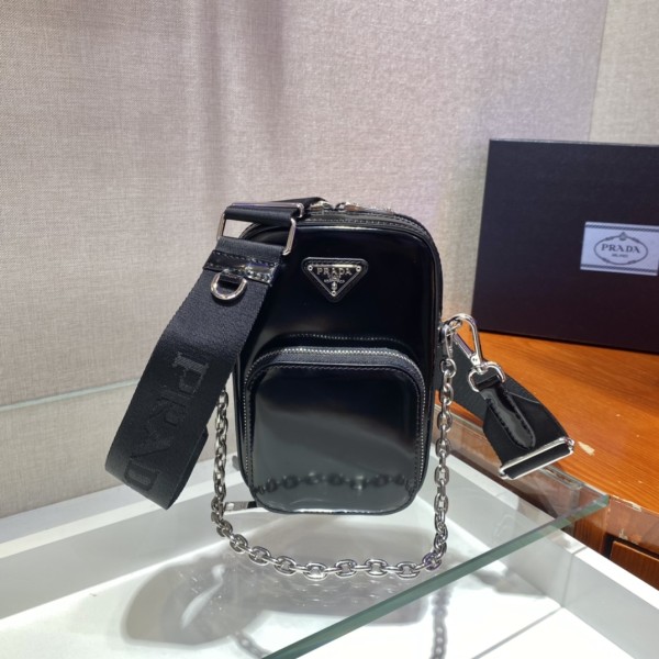 𝐏𝐑𝐀𝐃𝐀 1BH183 Mini handbag