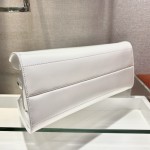 𝐏𝐑𝐀𝐃𝐀 New 1BA327