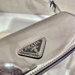 𝐏𝐑𝐀𝐃𝐀 Large flap w/ double shoulder strap 1BD303