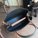 𝐏𝐑𝐀𝐃𝐀 Classic 1BG775