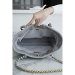 𝗖𝗛𝗔𝗡𝗘𝗟 𝟮𝟮𝗕 19𝑩𝑨𝑮 𝑻𝒐𝒕𝒆 Italy 🇮🇹 Level 1 [Box] Lambskin 🐑 Genuine Leather Light Grey Silver