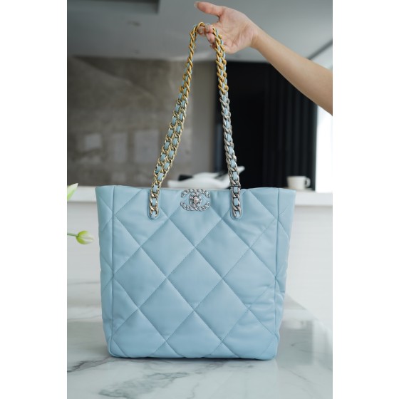 𝗖𝗛𝗔𝗡𝗘𝗟 𝟮𝟮𝗕 19𝑩𝑨𝑮 𝑻𝒐𝒕𝒆 Italy 🇮🇹 Level 1 [Box] Lambskin 🐑 Genuine Leather Blue