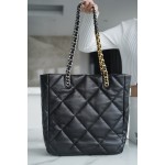 𝗖𝗛𝗔𝗡𝗘𝗟 𝟮𝟮𝗕 19 𝑩𝑨𝑮 𝑻𝒐𝒕𝒆 Italy 🇮🇹 level [box] lambskin 🐑 Genuine Leather Black Gold