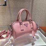 𝐏𝐑𝐀𝐃𝐀 Boston 1BA846