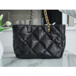 𝗖𝗛𝗔𝗡𝗘𝗟 𝟮𝟮𝗕 19 𝑩𝑨𝑮 𝑻𝒐𝒕𝒆 Italy 🇮🇹 level [box] lambskin 🐑 Genuine Leather Black Gold