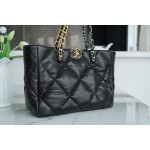 𝗖𝗛𝗔𝗡𝗘𝗟 𝟮𝟮𝗕 19 𝑩𝑨𝑮 𝑻𝒐𝒕𝒆 Italy 🇮🇹 level [box] lambskin 🐑 Genuine Leather Black Gold