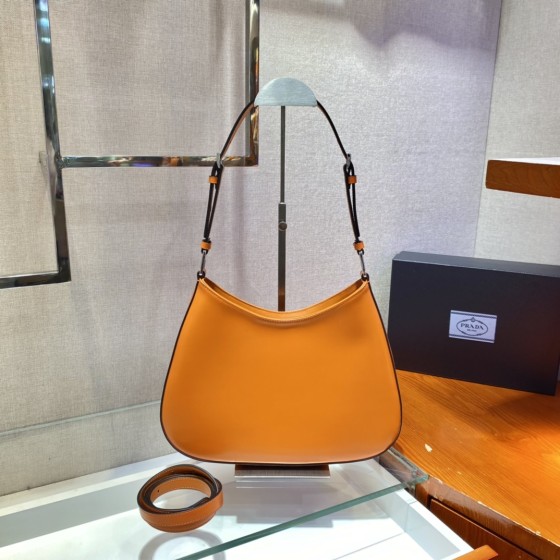 𝐏𝐑𝐀𝐃𝐀  Large Double Shoulder Strap Underarm Bag