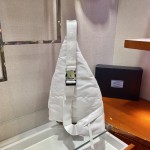 𝐏𝐑𝐀𝐃𝐀  New Chest Bag 2VZ092