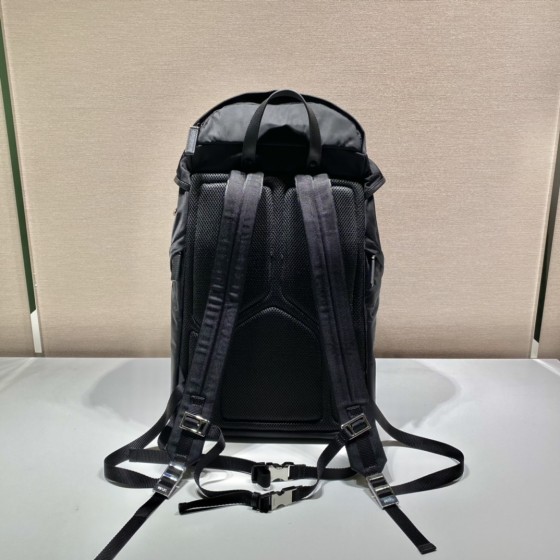 𝐏𝐑𝐀𝐃𝐀 New hiking bag 2VZ019