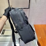 𝐏𝐑𝐀𝐃𝐀 New Shoulder Bag 2VZ049