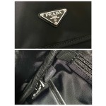𝐏𝐑𝐀𝐃𝐀 New Shoulder Bag 2VZ135