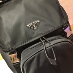 𝐏𝐑𝐀𝐃𝐀 New Shoulder Bag 2VZ135