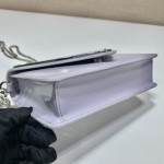 𝐏𝐑𝐀𝐃𝐀 Large triangular flap 1BH189