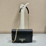 𝐏𝐑𝐀𝐃𝐀 New Crossbody Bag 1BD318