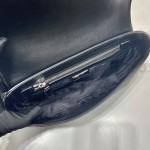 𝐏𝐑𝐀𝐃𝐀 Crossbody bag 2VD046