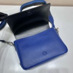 𝐏𝐑𝐀𝐃𝐀 Crossbody bag 2VD046