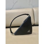 𝐏𝐑𝐀𝐃𝐀 Triangular bag 1NQ043