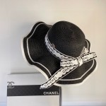 [Chanel Chanel] 2023 new straw wavy sunshade straw hat with ruffles 🤩 beach style, simple and elegant