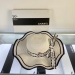 [Chanel Chanel] 2023 new straw wavy sunshade straw hat with ruffles 🤩 beach style, simple and elegant