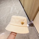 [DIOR Dior] 2023 spring and summer simple heart-shaped logo fisherman hat