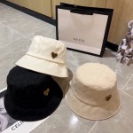 [DIOR Dior] 2023 spring and summer simple heart-shaped logo fisherman hat