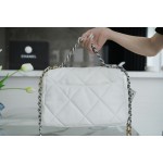 𝗖𝗛𝗔𝗡𝗘𝗟 ❶❾ 𝗕𝗔 𝗚 Original lambskin series ❥ Genuine leather ❥ Medium ❥ 22c New version silver with accessories White