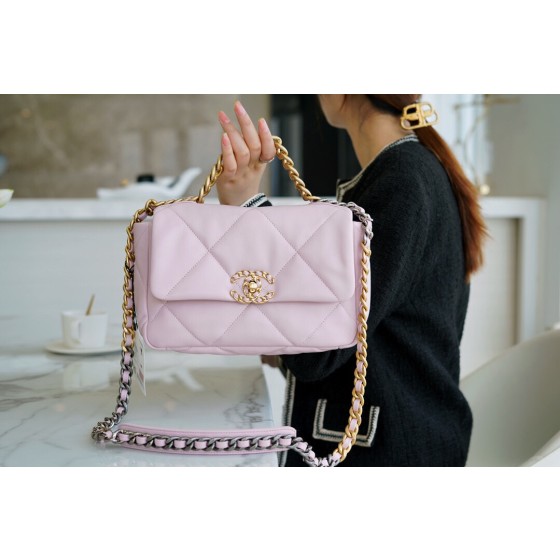 𝗖𝗛𝗔𝗡𝗘𝗟 ❶❾ 𝗕𝗔𝗚 Original lambskin series ❥ Genuine leather ❥ Small ❥ New color light pink for spring/summer 2021
